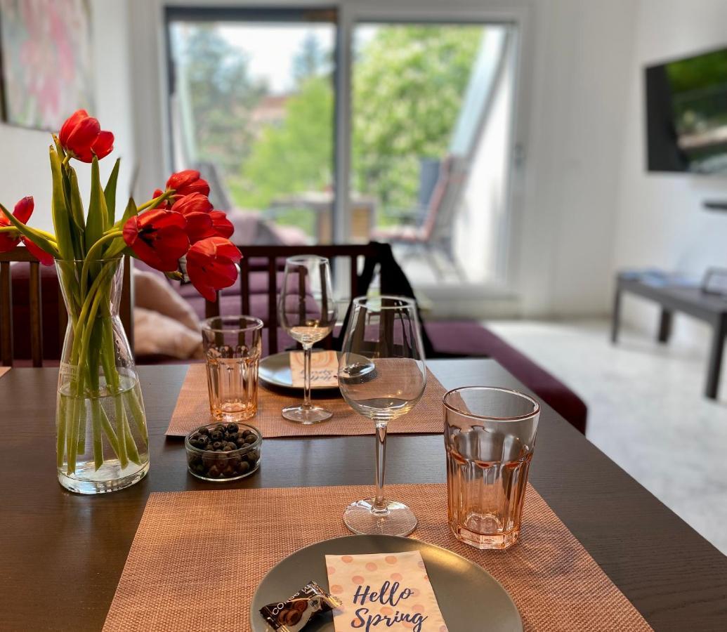 Lilie Appartement In Heviz Mit Tiefgarage, New And Modern エクステリア 写真
