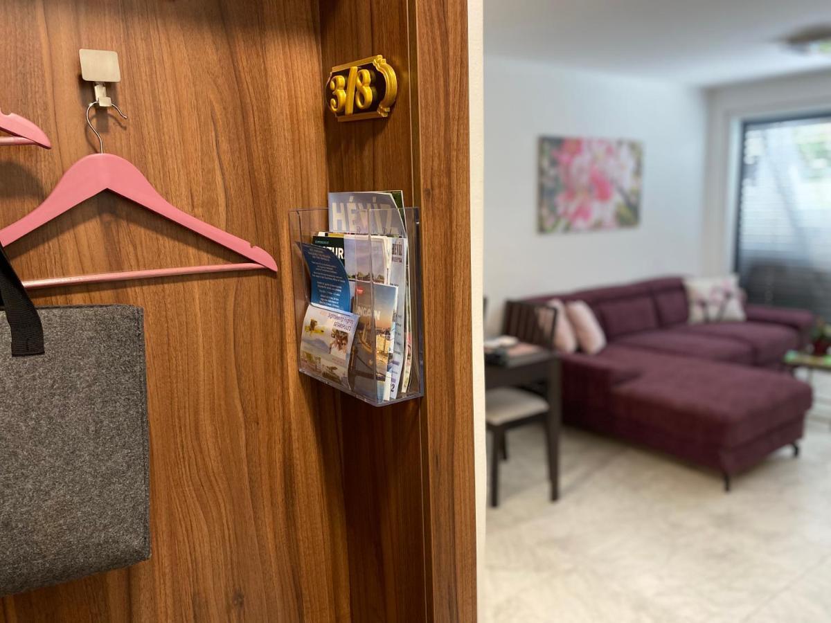 Lilie Appartement In Heviz Mit Tiefgarage, New And Modern エクステリア 写真
